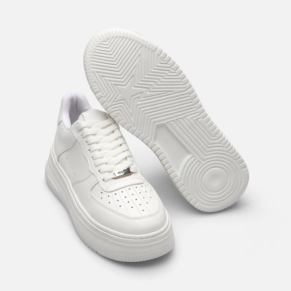 White Yaya Women's Sports Shoes